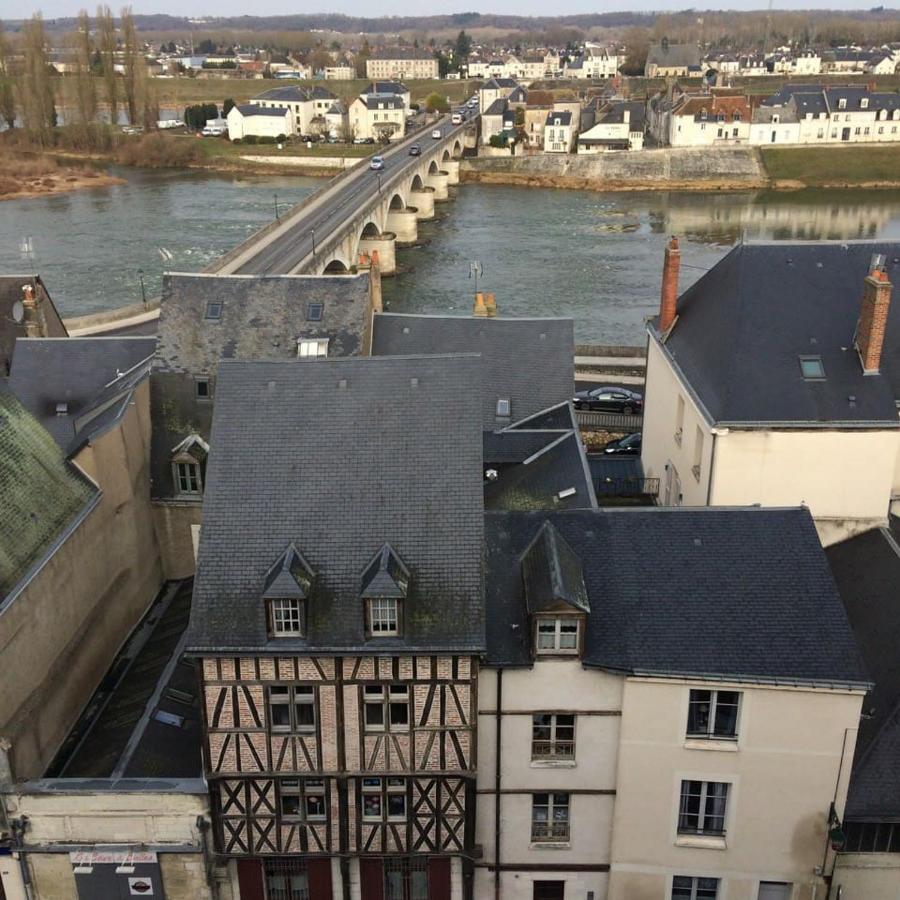 Studio hyper-centre d'Amboise avec vue sur le château Apartamento Exterior foto